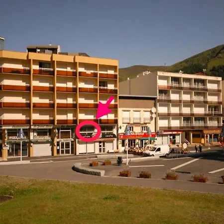 Confortable 4 Pers A Gourette, Animaux Admis Apartment